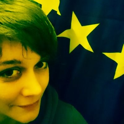 Life-tourist who stares at stuff for too long & misses her trains | Puppetry & folk arts | Hates politics but got her hand forced #NoBrexit #FBPE @ElyforEurope