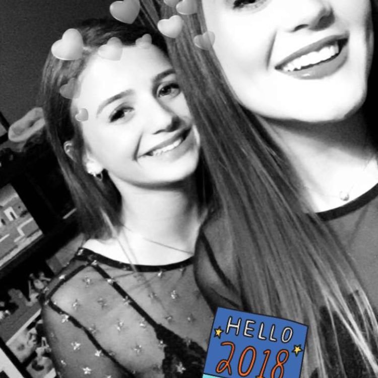 LizKonzelmann's profile picture. 