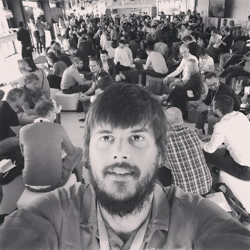 AlexVolocaru's profile picture. 🛸 Digital marketing is a relationship, let's not forget this.