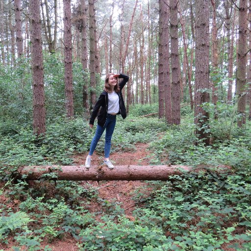 meg_4812's profile picture. 19, boring, and try’s to fit in