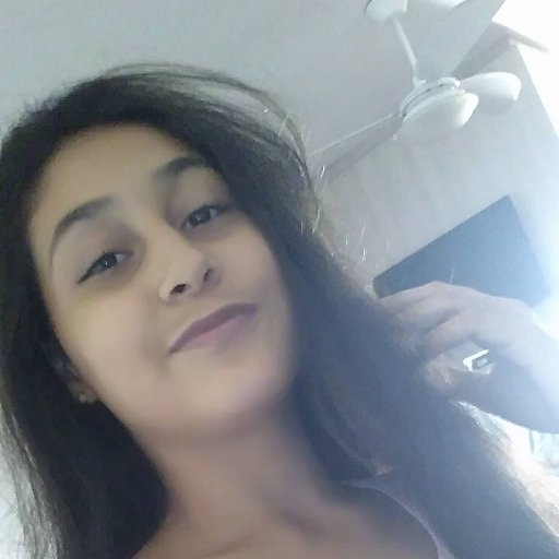 IngridMirela9's profile picture. 