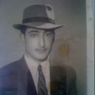 edokuzoglu's profile picture. 