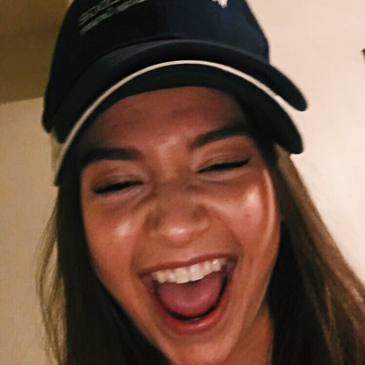 GabyWittmann's profile picture. 🌹🌹🌹