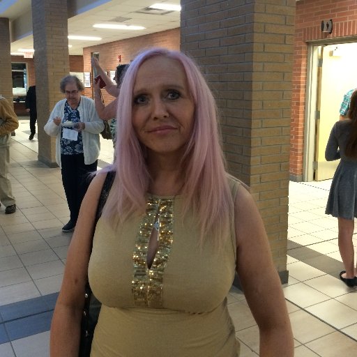 sarafin72's profile picture. 