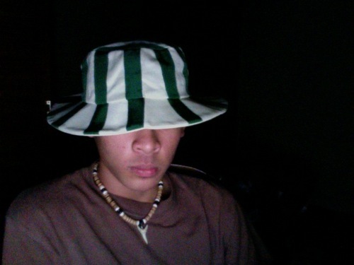 WalterSeras's profile picture. Not really much to say. Er I'm pretty much a laid back person ans I'm just rally random