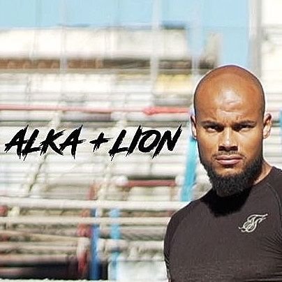 Inspired to inspire /
Future World Champion Boxer /
Alkaline Nutritionist /
Poet - Sebali /
Soul Adventurer /
Light Warrior /
11 11 /
#TeamEubank