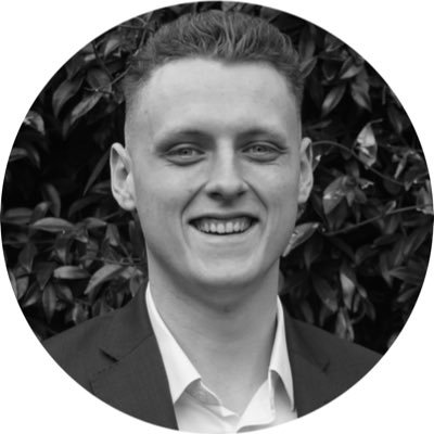 Teams Partner @sullyandstan | Focussed on Strategy & Architecture. Tech and sports lover