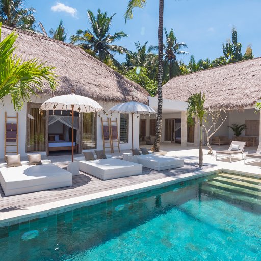 Villa Hidden Jewel is a luxury boutique villa with private chef and infinity pool in Bali. Available from €110,- per night based on 2 persons.