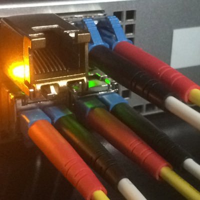 Turnkey oplossingen voor (data)netwerken | Data | Telecom | Wi-Fi | Glasvezel | CAI | VoIP | Consultancy | Cisco | Ruckus | Xclaim | Meraki | info@netwurkz.nl