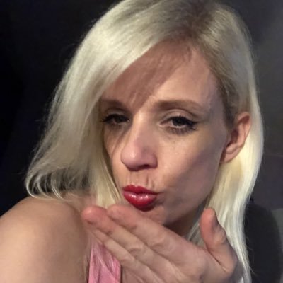 TinaMariejohn2's profile picture. 