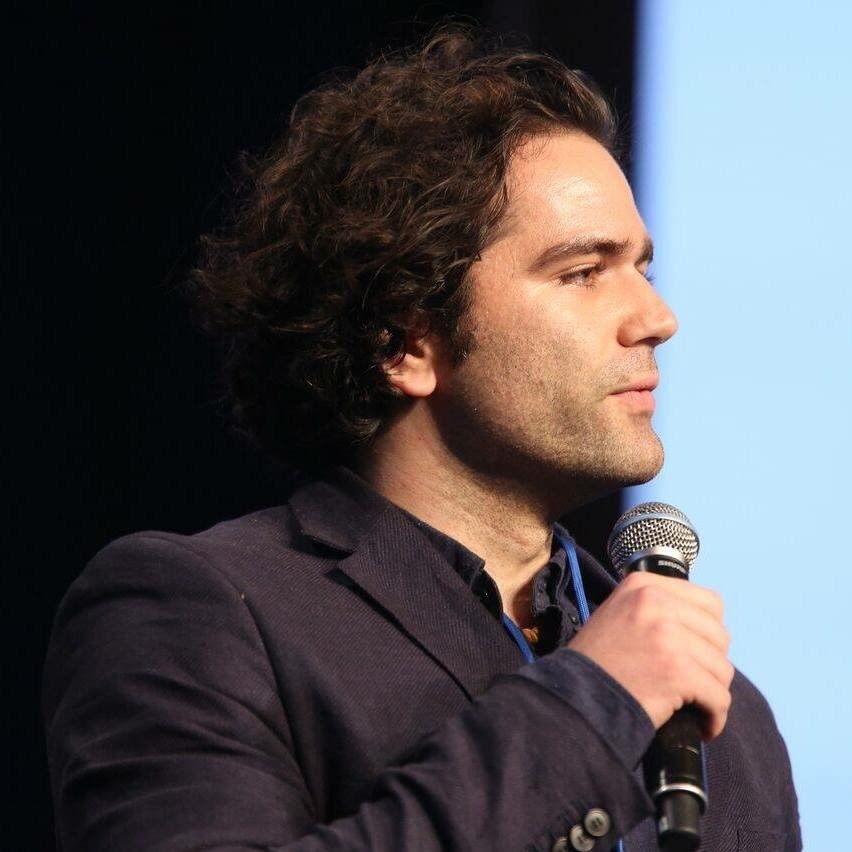 JonathanKalin's profile picture. Husband, Son, 🐕 Dad | Social Entrepreneurship, Investing, & Advising @jonathanadvises | 🏀💪🏃‍♂️🧠@coachkalin