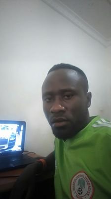 ianmajoni89's profile picture. 