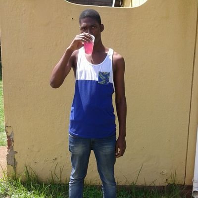 Steinsa2's profile picture. Song writer | Rapper | Teen | hardworker | Performing artist | Recording Artist | Durban King | Freestyler | 
For Bookings or features...whatsapp 0847790267