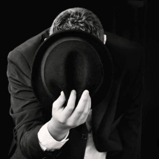primeiramente de tudo sou um cavalheiro ,um cara bem divertido um pouco extravagante, empolgado as vezes. Sou um bom amigo depois falo mais sobre mim