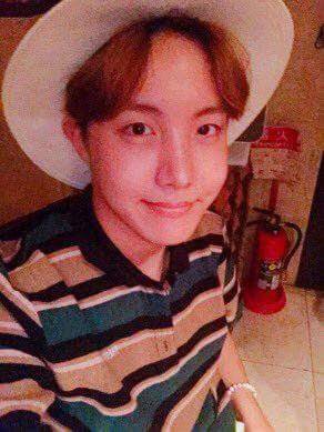 MelissaCoimbra4's profile picture. O perfil mais Flop desse site