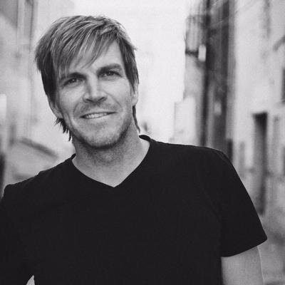 The official Twitter for Jack Ingram. ACM Award winner, CMT Award winner, Songwriter, Road Warrior, Father of 3. I play country music.