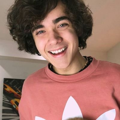 sua mais nova fonte sobre o cantor Alexander Stewart no Brasil 🎤
nos siga também no Instagram, link abaixo 😘