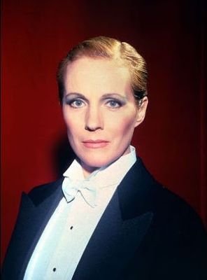 Former soprano of Bath Light Opera Company. Now night club performer. Known as Victor or Victoria. #VictorVictoria ✧[11̲̅t̲̅̅h̲̲̅̅d̲̲̅̅o̲̲̅̅c̲̲̅̅t̲̅̅o̲̲̅̅r̲̅]