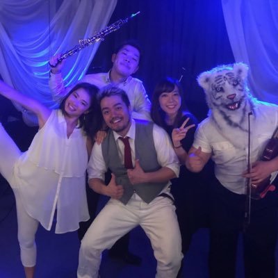 Vocal/Piano/Violin/Oboe/Dance 5人組ユニット。5人の世界観を是非聴いてみてください♪ Soundcloudで「恋歌」公開中！↓