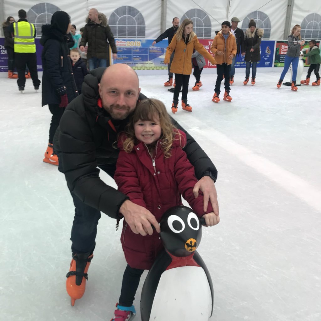 jamesslevin29's profile picture. 