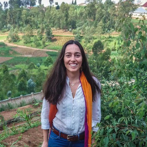 AngelaOrdnez's profile picture. #Psychology #FamilyTherapy #Forgiveness #Reconciliation #Refugees