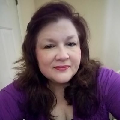 Musician, Accountant, Wordsmith, Child of God, Host of @hangtenstories