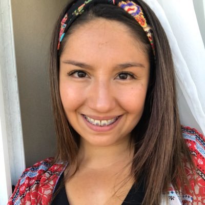 Claudianaaty's profile picture. Profesora de Inglés