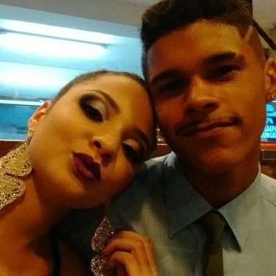 capricorniana ♑️, gaúcha, casada 👫❤️💍, colorada 🔴⚪️, 🐶🐱, 💃🏼👯🍸❤️
