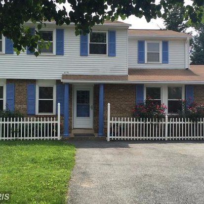 AIRBNB_USA_DMV's profile picture. CUSTOM-STAY, MODULAR ROOMS/BEDS NEAR WASHINGTON DC. COZY/COMFORTABLE GUEST BEDS/ROOMS NEXT TO I-270 ON EXIT 13-A THAT TAKES YOU TO THE WHITE HOUSE IN DC USA