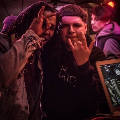 I WAS HACKED BY A HATING ASS LONELY BITCH WHO WOULD NEVA TASTE THIS DICK AGAIN AND SHE MAD LOL