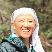 Linh (@linhmycvs) 's Twitter Profile