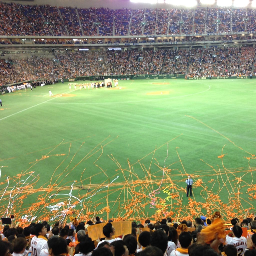 プロ野球大好き人間。巨人ファン。由伸、長野の大ファンです。