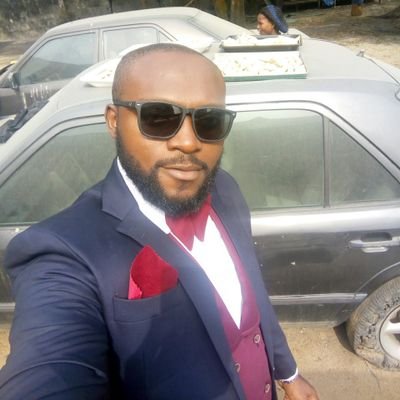 Dabbyc85's profile picture. Charming