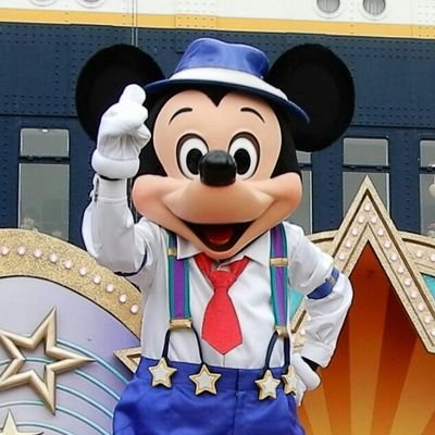 関西在住。KinKi Kids・ディズニー大好き。ミッキー・ダッフィー・ジェラトーニ好き。ショーパレをメインに月１回ディズニーに行ってます(年パス３年目)無言フォローすみません。よろしくお願いします