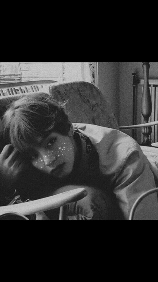 BileGli's profile picture. Dead inside :')