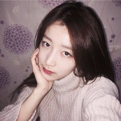 SHWxElizabeth's profile picture. Elizabeth Prim Logan | Pureblood | • hufflepuff | 4th year student