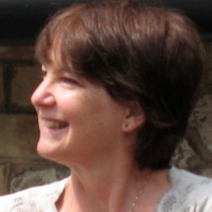 Journalist. Media trainer. Lecturer. Launch editor of geopolitical websites & writer for UK nationals.