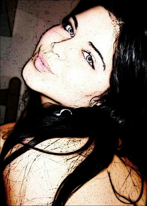 Everyone sees who I appear to be but only a few know the real me. You only see what i choose to show. There's so much behind my smile you just don't know.