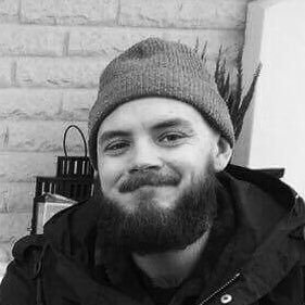 Digital Designer & Black metal / video game musician in Stockholm. Music at https://t.co/VkxrBDVsZD – UX Designer at @DoctrinAB.