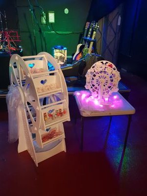 We are a family ran business we hire out 
Candy cart, ferris wheel, popcorn , candyfloss, soft play 
We aslo make 
Cakes and cupcakes 
For all occasions!