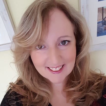 SallyAFrost's profile picture. 