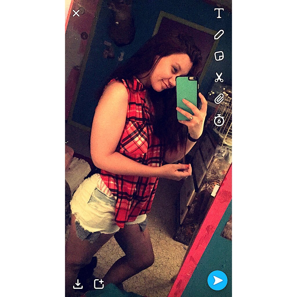 Chapter 17💋. Happily Taken By My Lovely Guy😊💍. Sc// His.Princess107👻. Scorpio♏️. 🖤And From The Chaos Of Her Soul There Flowed Beauty🖤.