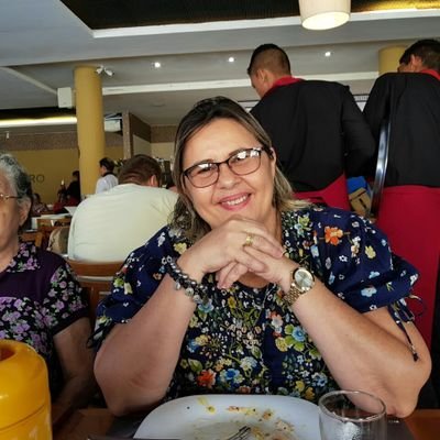 mirtinhabrasil's profile picture. 