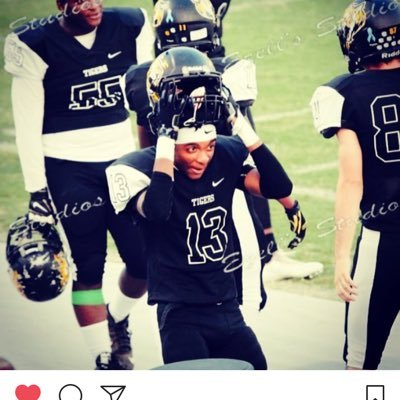 “19” ⚠️EastAtlanta ⚠️AMOIG: lildeee._ AMOSC: had2swerve Alcovy High school / Football 🏈/ Track Team 💪🏽🇺🇸