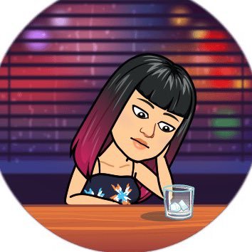 twiinklex's profile picture. I drink and I know things.