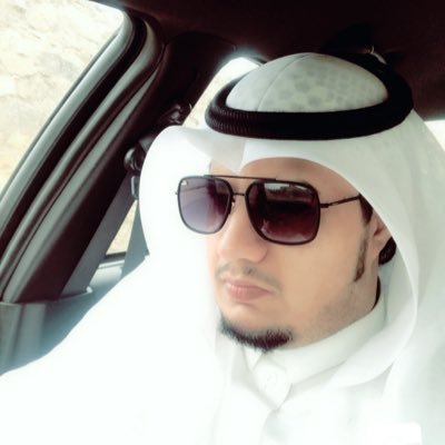 الشعر هو حياتي وذاتي ولذتي وغناتي وهو أيضا سعادتي