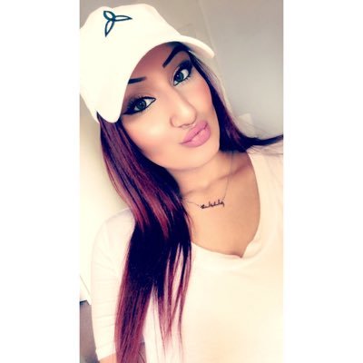 Let’s vibe and go on random ass adventures 😈 I’m low key Satan 🤷🏽♀️
