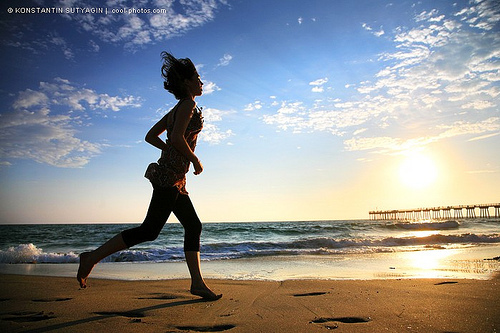 I'm an average half-marathon runner. Still a novice runner, I enjoying learning about running, and sharing what I learn with you through Twitter and my blog.