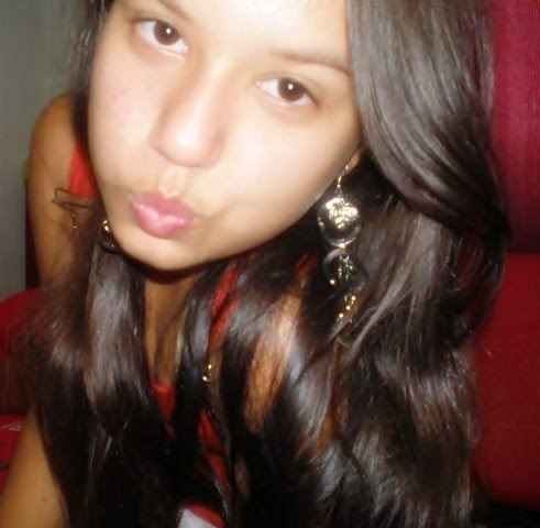 palomacaratinga's profile picture. Por DENTRO uma personalidade minha, por FORA um conceito seu.