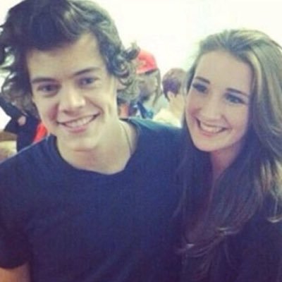 FREE FOLLOW. FOLLOW @FanOfAllThingz INSTEAD. SHE FOLLOWS BACK! Spam voting account